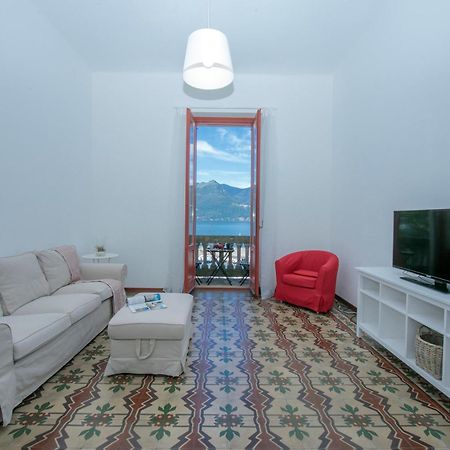 Residenza Oleandro Lake View Luino Center - Happy Rentals 외부 사진