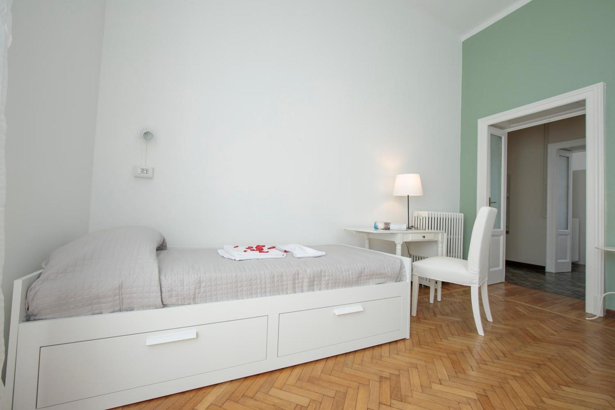Residenza Oleandro Lake View Luino Center - Happy Rentals 외부 사진